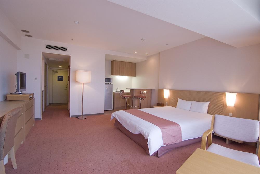 Okinawa Grand Mer Resort Exterior photo
